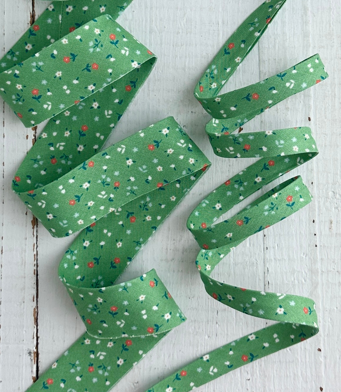 Apple Green Ditsy Floral