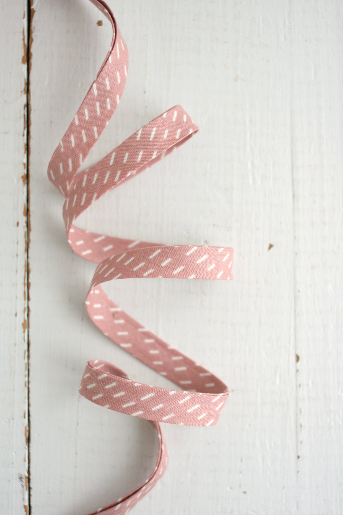 Rose Dash Bias Tape