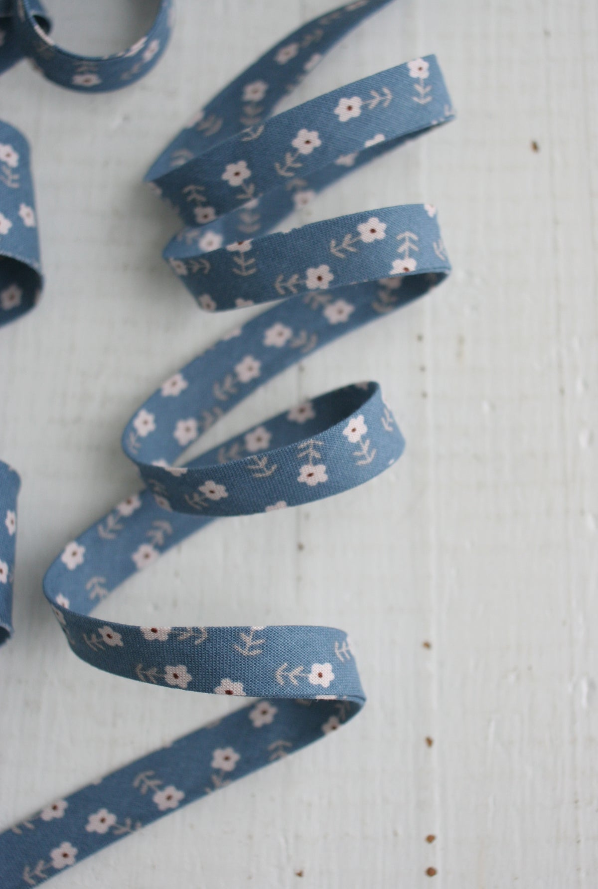 Dark Blue Cottage Floral Bias Tape & Bias Quilt Binding