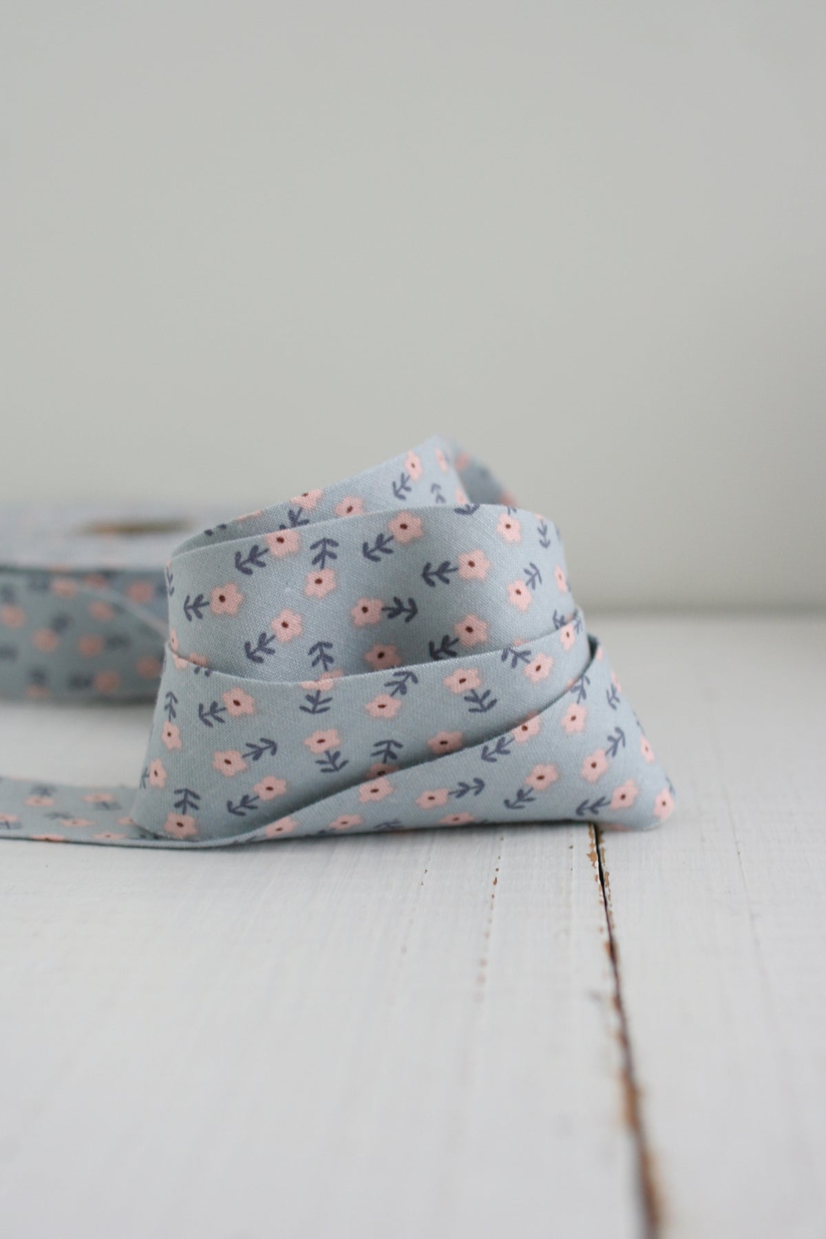 Light Blue Cottage Floral Bias Tape & Bias Quilt Binding