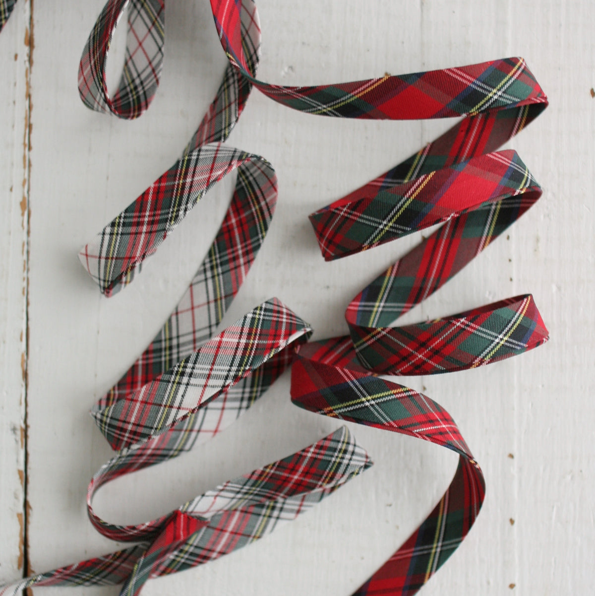 White Red Classic Plaid Bias Tape