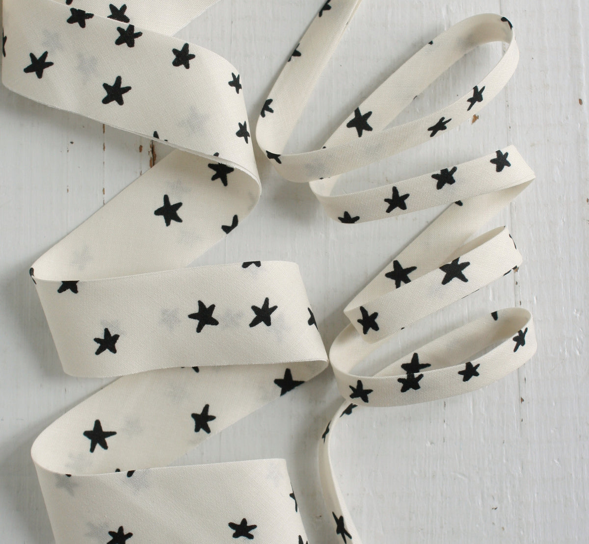 Starry Natural + Black Bias Tape Bias Quilt Binding