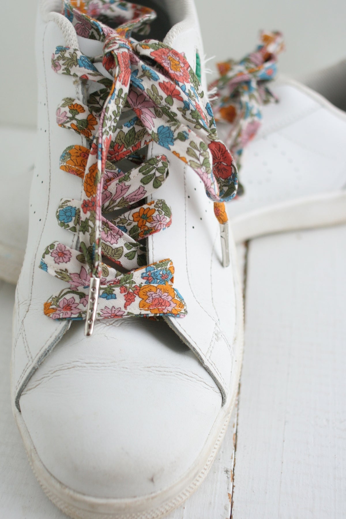Shoe Lace Anglets (End Caps)